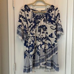 Flowy Blouse from Avenue